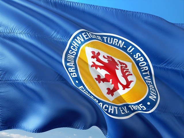 据不完全统 据不完全统